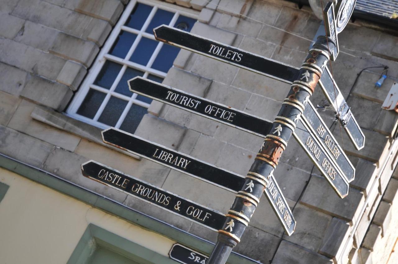 No5 Esplanade Court, Stornoway Town Centre Lägenhet Exteriör bild